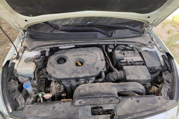 Used Hyundai Mistra 2014 1.8L Automatic Smart GLS Engine Bay