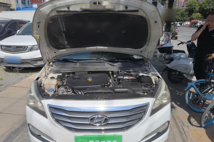 Used Hyundai Mistra 2014 1.8L Automatic Smart GLS Engine Bay