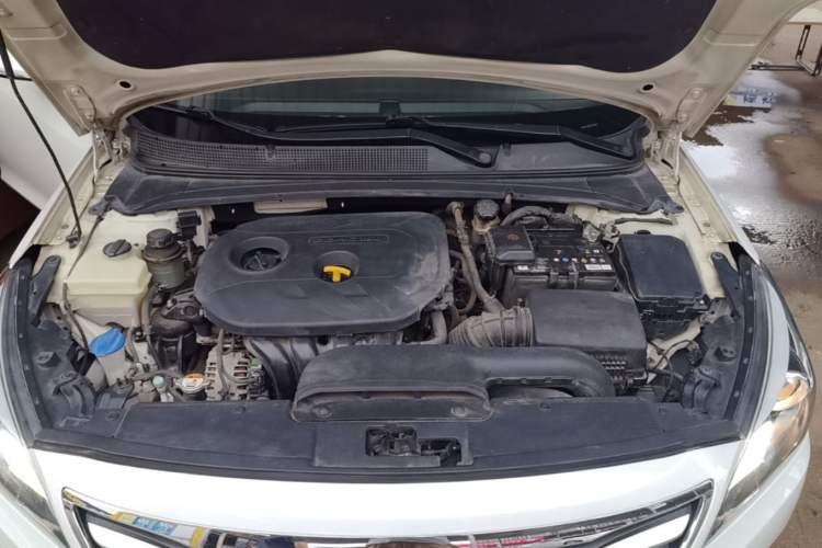Used Hyundai Mistra 2014 1.8L Automatic Smart GLS Engine Bay
