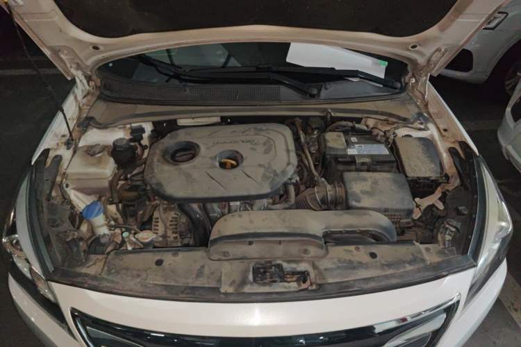 Used Hyundai Mistra 2014 1.8L Automatic Smart GLS Engine Bay