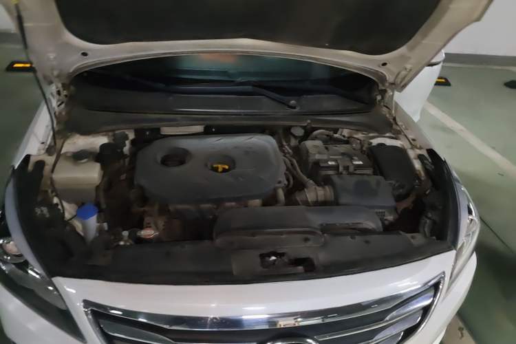 Used Hyundai Mistra 2014 1.8L Automatic Smart GLS Engine Bay