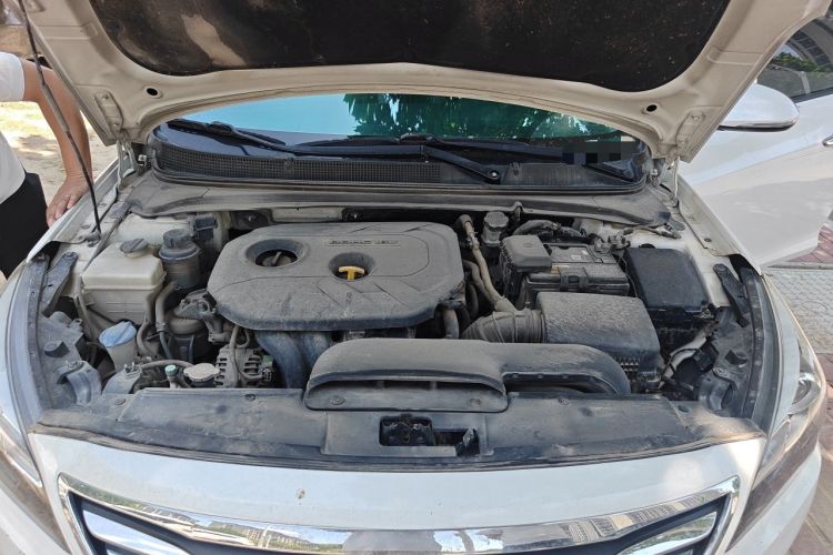 Used Hyundai Mistra 2014 1.8L Automatic Smart GLS Engine Bay