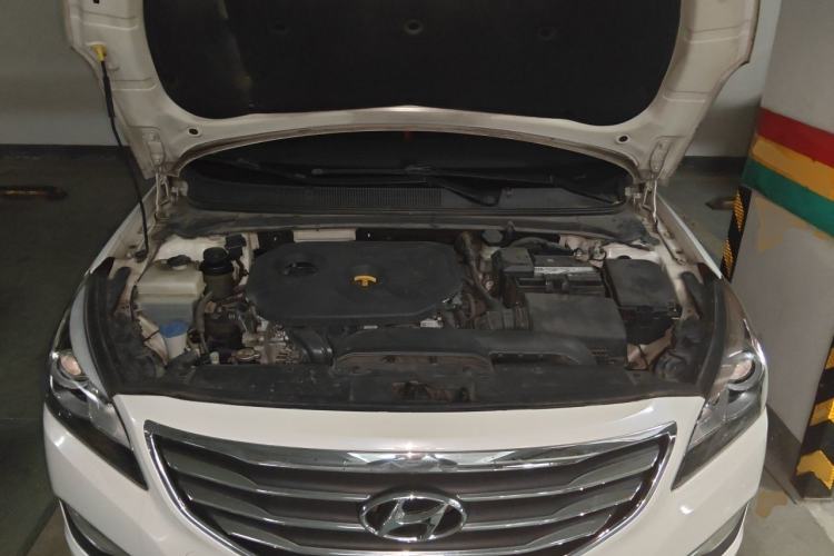 Used Hyundai Mistra 2014 1.8L Automatic Smart GLS Engine Bay