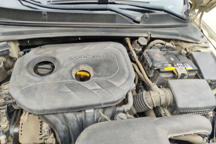 Used Hyundai Mistra 2014 1.8L Automatic Smart GLS Engine Bay