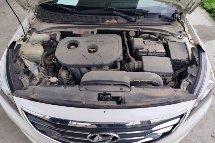 Used Hyundai Mistra 2014 1.8L Automatic Smart GLS Engine Bay