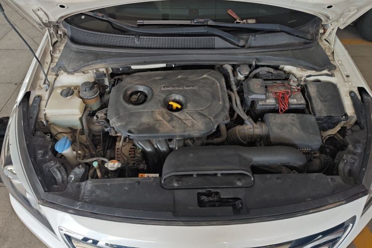Used Hyundai Mistra 2014 1.8L Automatic Smart GLS Engine Bay