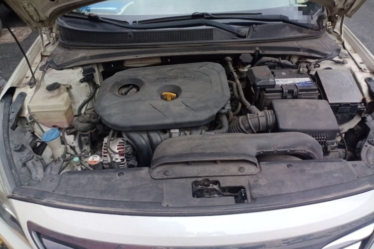 Used Hyundai Mistra 2014 1.8L Automatic Deluxe DLX Model Engine Bay