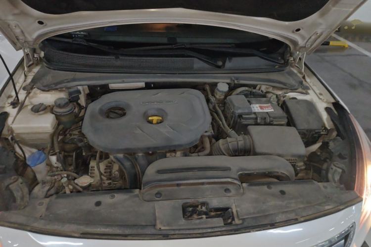 Used Hyundai Mistra 2014 1.8L Automatic Smart GLS Engine Bay