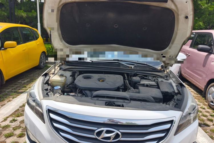 Used Hyundai Mistra 2014 1.8L Automatic Deluxe DLX Model Engine Bay