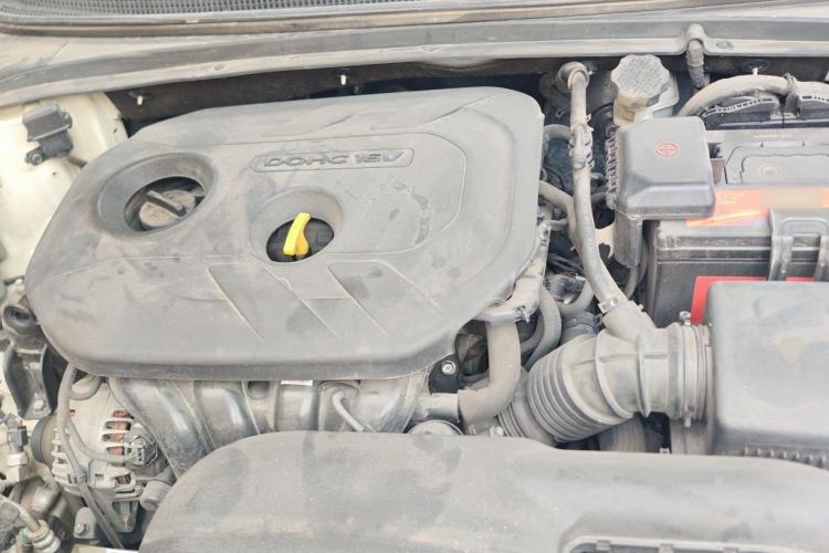 Used Hyundai Mistra 2014 1.8L Automatic Deluxe DLX Model Engine Bay