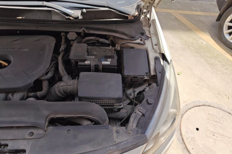 Used Hyundai Mistra 2014 1.8L Automatic Deluxe DLX Model Engine Bay Left