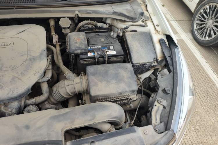 Used Hyundai Mistra 2014 1.8L Automatic Deluxe DLX Model Engine Bay Left