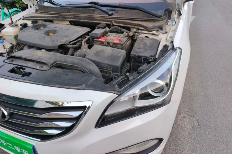 Used Hyundai Mistra 2014 1.8L Automatic Smart GLS Engine Bay Left