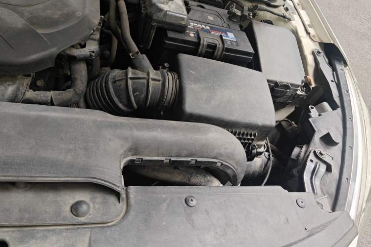 Used Hyundai Mistra 2014 1.8L Automatic Smart GLS Engine Bay Left