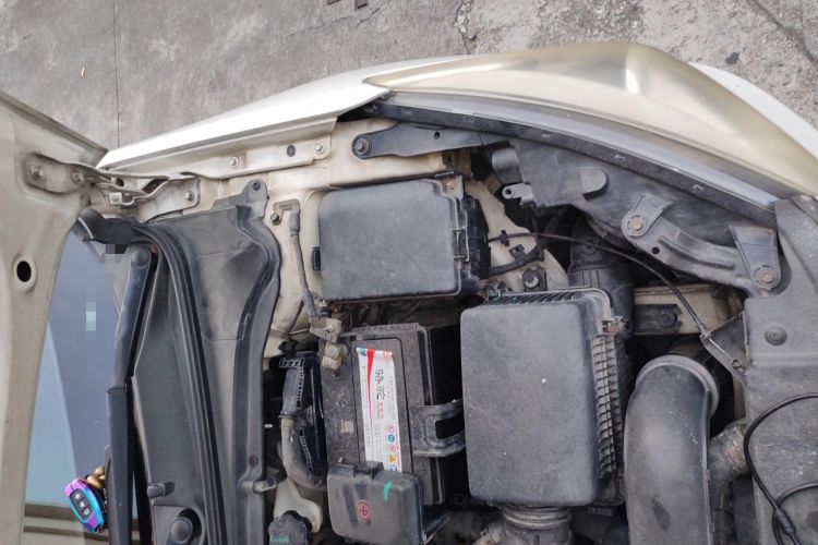 Used Hyundai Mistra 2014 1.8L Automatic Smart GLS Engine Bay Left