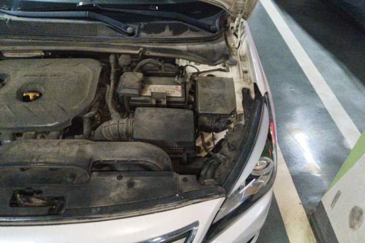 Used Hyundai Mistra 2014 1.8L Automatic Smart GLS Engine Bay Left