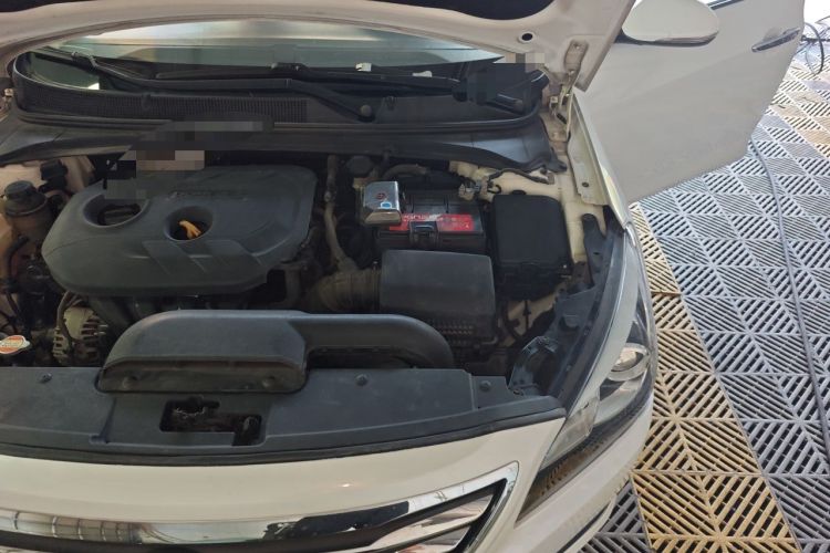 Used Hyundai Mistra 2014 1.8L Automatic Smart GLS Engine Bay Left