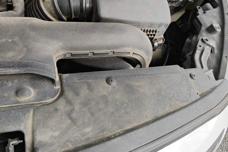 Used Hyundai Mistra 2014 1.8L Automatic Deluxe DLX Model Engine Bay Left