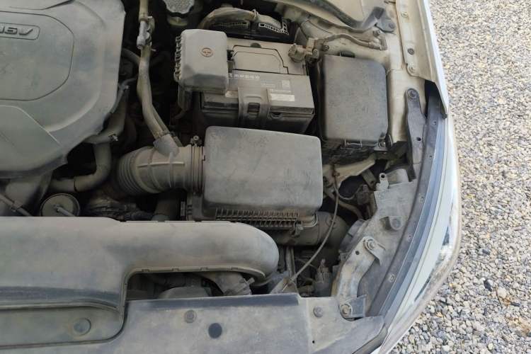 Used Hyundai Mistra 2014 1.8L Automatic Smart GLS Engine Bay Left
