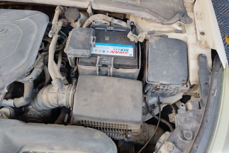 Used Hyundai Mistra 2014 1.8L Automatic Smart GLS Engine Bay Left