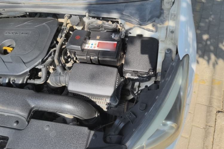 Used Hyundai Mistra 2014 1.8L Automatic Smart GLS Engine Bay Left