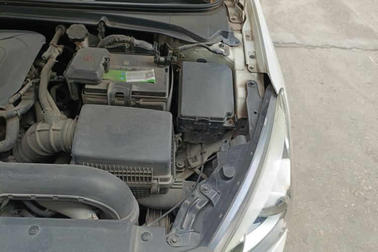 Used Hyundai Mistra 2014 1.8L Automatic Smart GLS Engine Bay Left