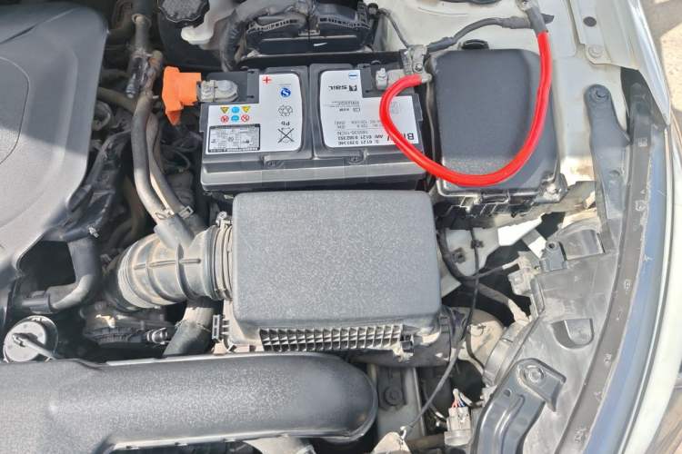 Used Hyundai Mistra 2014 1.8L Automatic Smart GLS Engine Bay Left