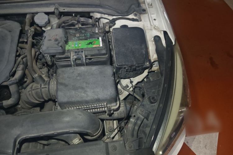 Used Hyundai Mistra 2014 1.8L Automatic Smart GLS Engine Bay Left