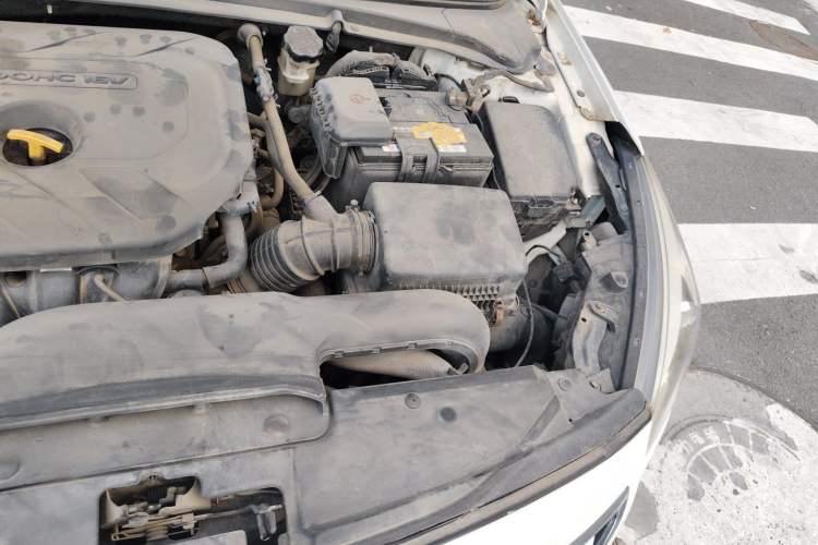 Used Hyundai Mistra 2014 1.8L Automatic Deluxe DLX Model Engine Bay Left