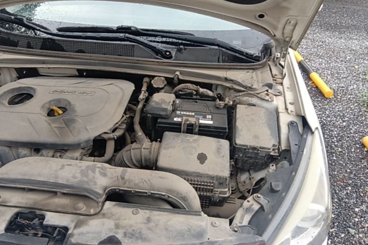 Used Hyundai Mistra 2014 1.8L Automatic Smart GLS Engine Bay Left
