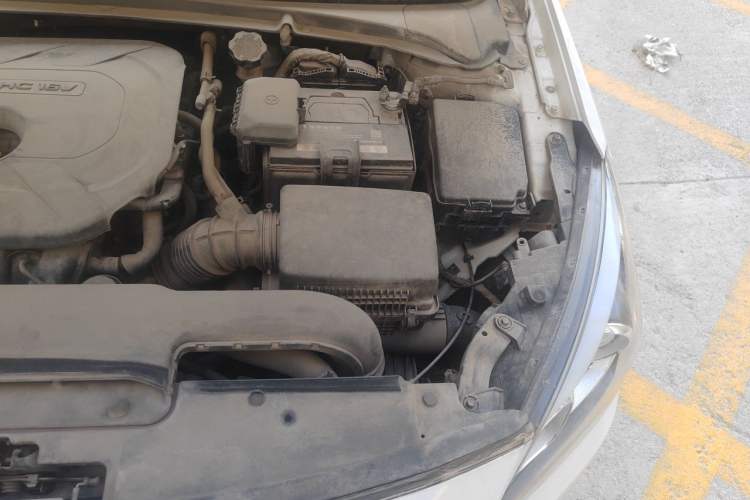 Used Hyundai Mistra 2014 1.8L Automatic Deluxe DLX Model Engine Bay Left