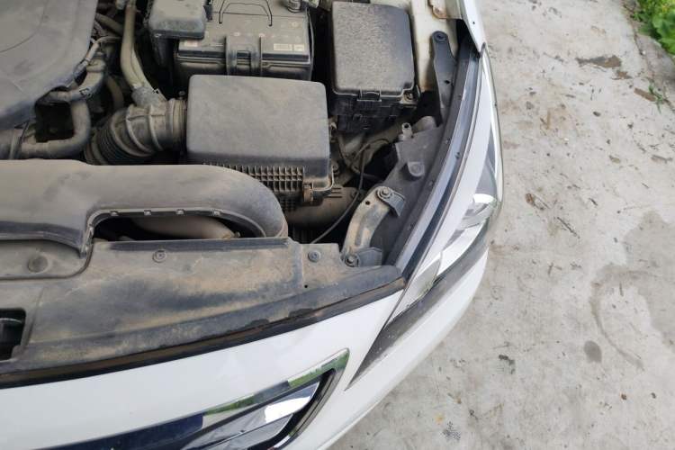 Used Hyundai Mistra 2014 1.8L Automatic Smart GLS Engine Bay Left