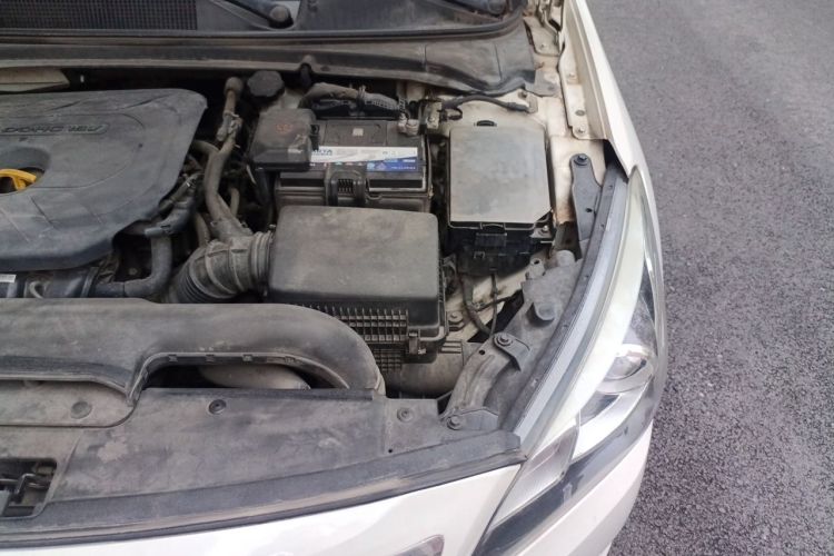 Used Hyundai Mistra 2014 1.8L Automatic Deluxe DLX Model Engine Bay Left
