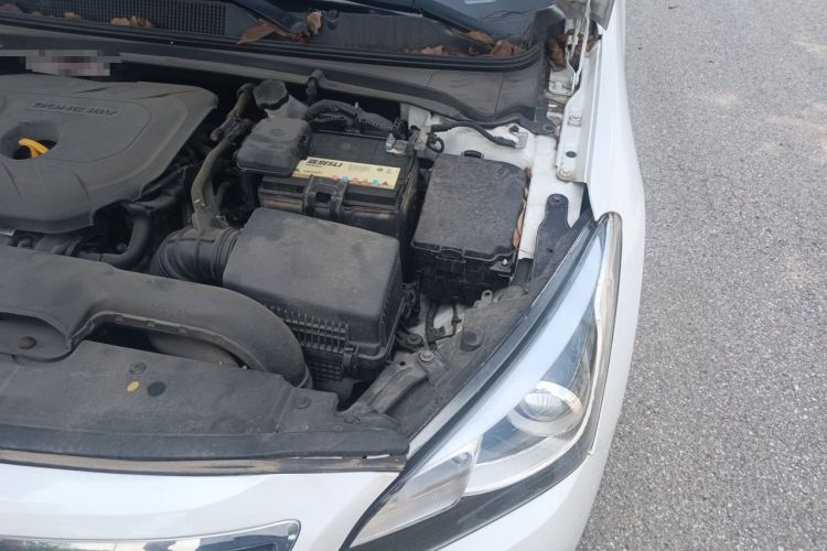 Used Hyundai Mistra 2014 1.8L Automatic Deluxe DLX Model Engine Bay Left