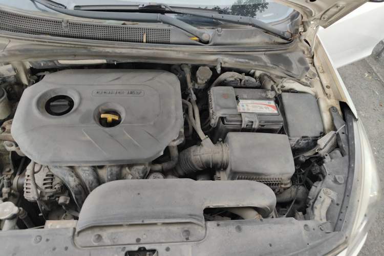 Used Hyundai Mistra 2014 1.8L Automatic Smart GLS Engine Bay Left