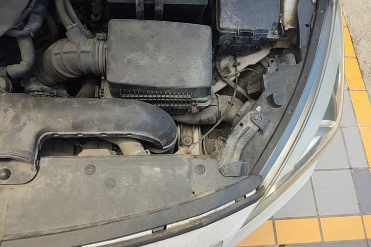 Used Hyundai Mistra 2014 1.8L Automatic Smart GLS Engine Bay Left