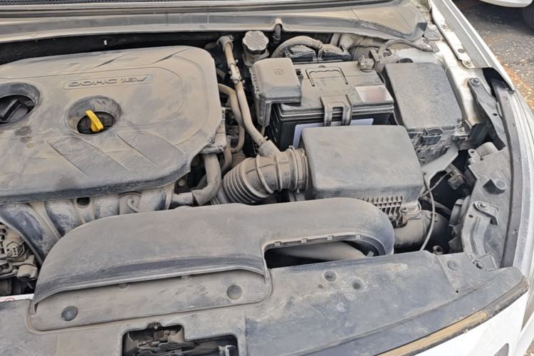 Used Hyundai Mistra 2014 1.8L Automatic Smart GLS Engine Bay Left