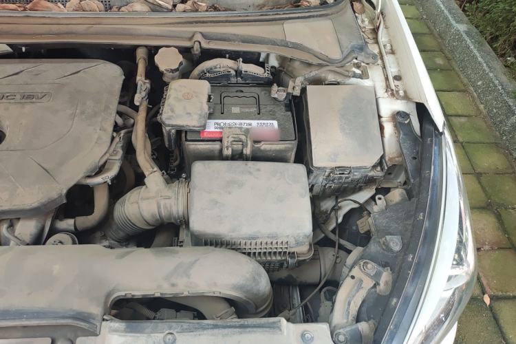 Used Hyundai Mistra 2014 1.8L Automatic Smart GLS Engine Bay Left