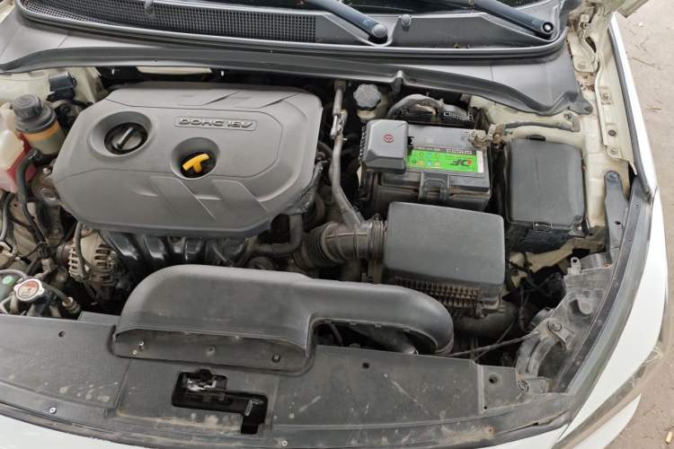 Used Hyundai Mistra 2014 1.8L Automatic Smart GLS Engine Bay Left