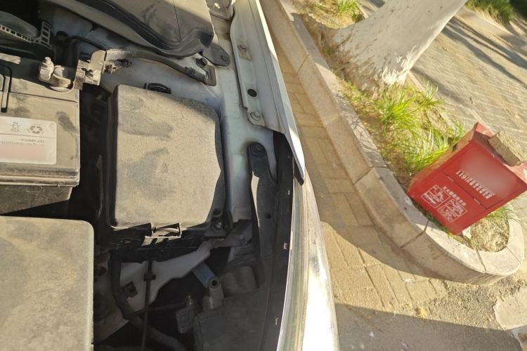 Used Hyundai Mistra 2014 1.8L Automatic Deluxe DLX Model Engine Bay Left