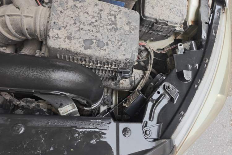 Used Hyundai Mistra 2014 1.8L Automatic Deluxe DLX Model Engine Bay Left