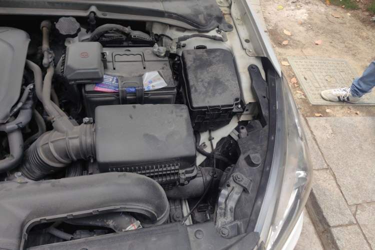 Used Hyundai Mistra 2014 1.8L Automatic Smart GLS Engine Bay Left