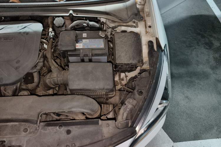 Used Hyundai Mistra 2014 1.8L Automatic Smart GLS Engine Bay Left