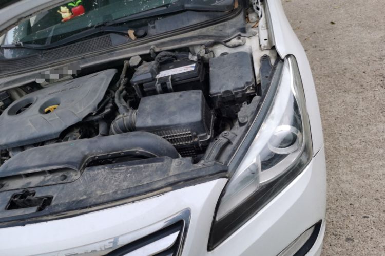 Used Hyundai Mistra 2014 1.8L Automatic Smart GLS Engine Bay Left
