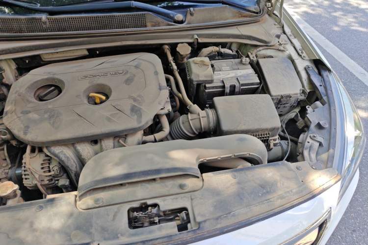 Used Hyundai Mistra 2014 1.8L Automatic Smart GLS Engine Bay Left