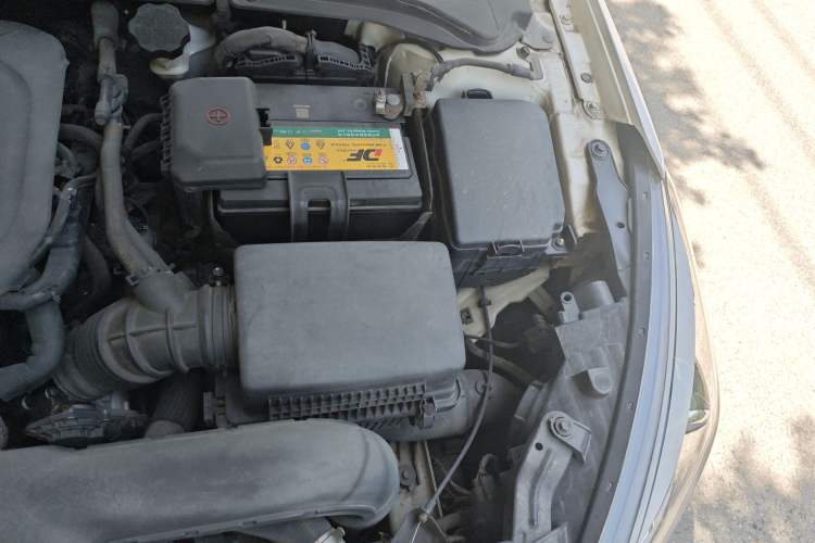 Used Hyundai Mistra 2014 1.8L Automatic Smart GLS Engine Bay Left
