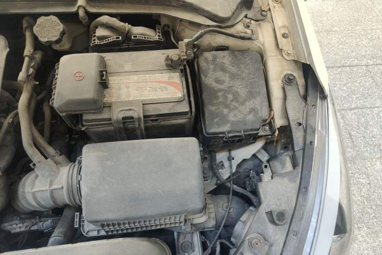 Used Hyundai Mistra 2014 1.8L Automatic Deluxe DLX Model Engine Bay Left