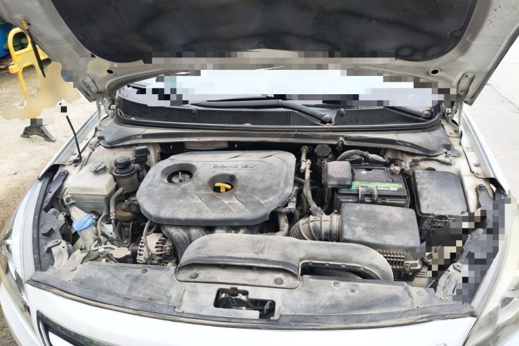 Used Hyundai Mistra 2014 1.8L Automatic Smart GLS Engine Bay