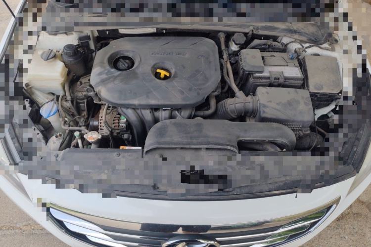 Used Hyundai Mistra 2014 1.8L Automatic Smart GLS Engine Bay