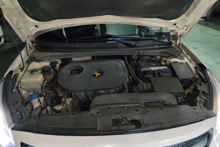 Used Hyundai Mistra 2014 1.8L Automatic Smart GLS Engine Bay